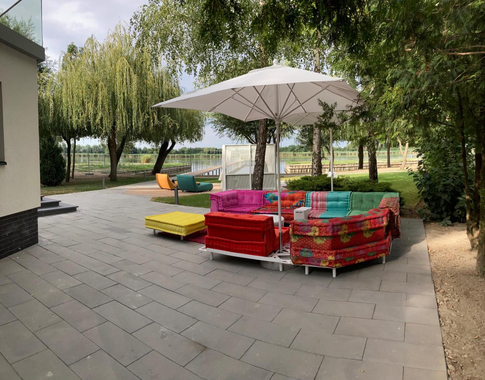 Donautica Hotel&Restaurant Fadd-Dombori Exterior foto